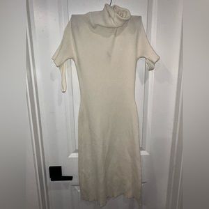 Moda turtleneck shower sleeve dress